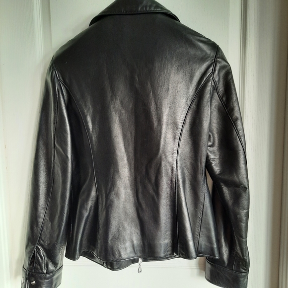 Woman Black Leather Jacket, Size M - Picture 3 of 9